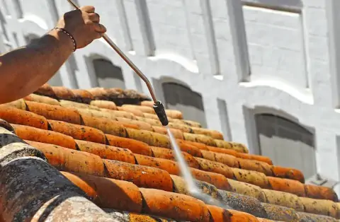 Nettoyage de toitures - Nommay